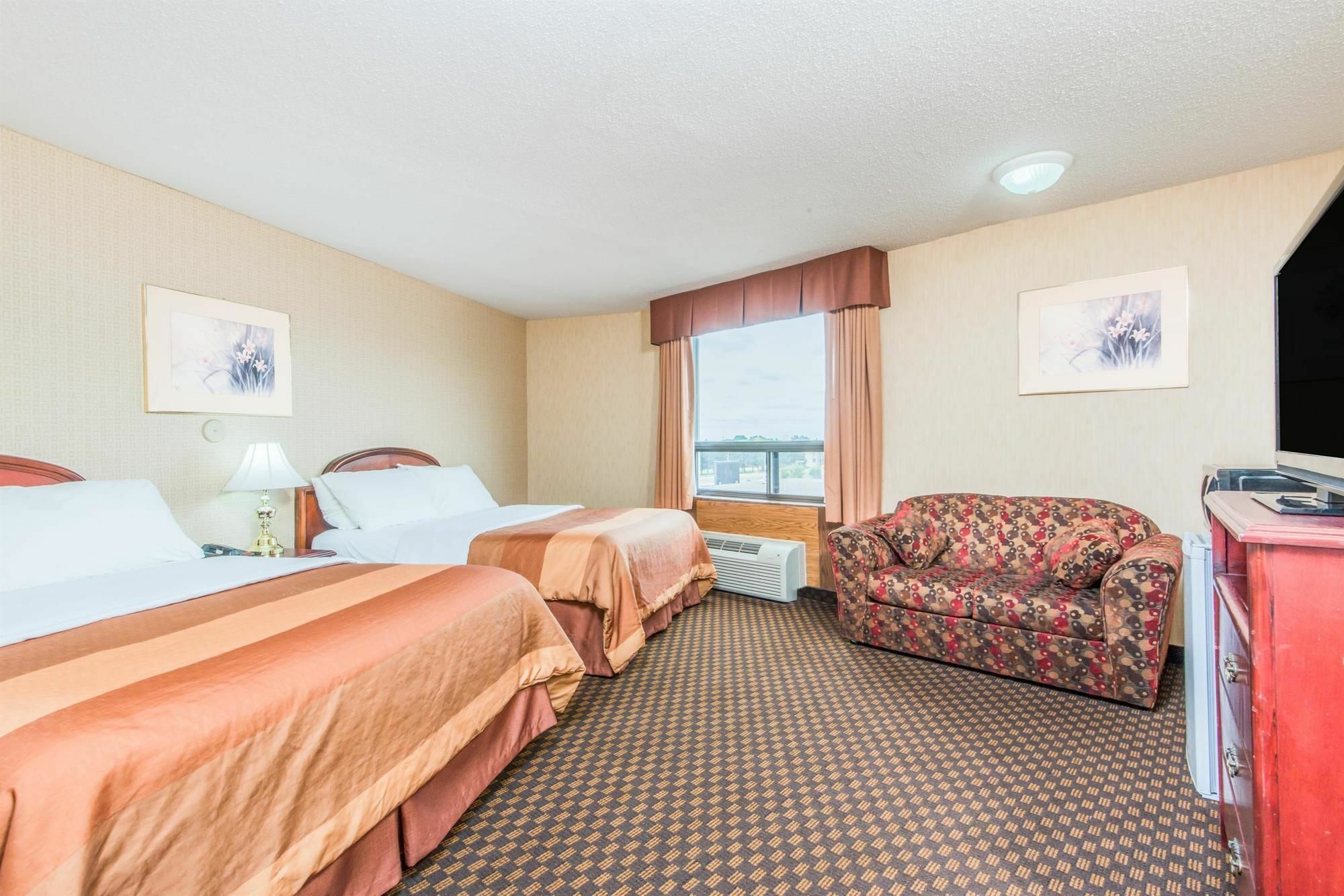 Howard Johnson By Wyndham Kitchener Conestoga Exterior foto